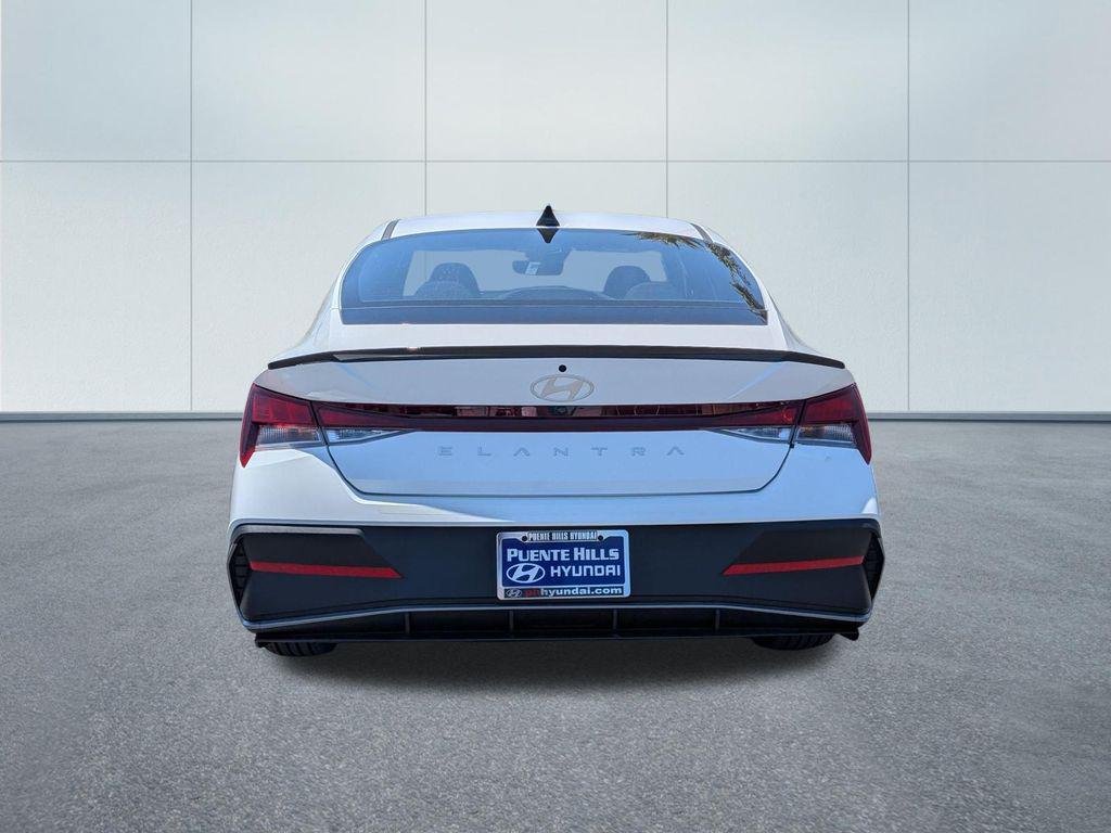 New 2026 White Hyundai SEL Sport image 5