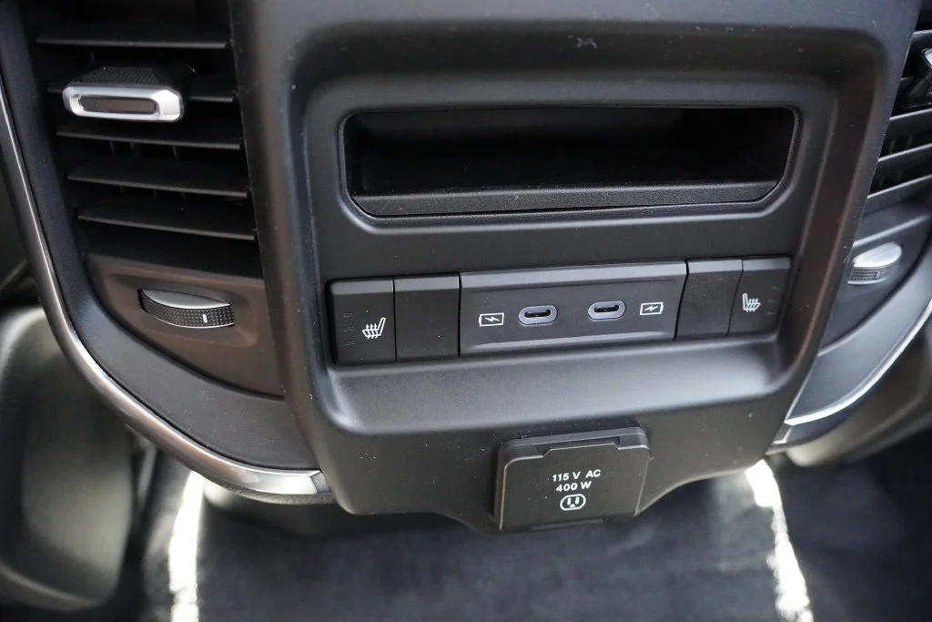 New 2026 Serrano-Green Metallic Exterior Paint RAM Laramie image 13