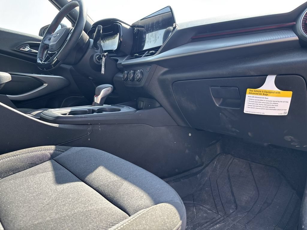 2026 Chevrolet Trax RS - Photo 28