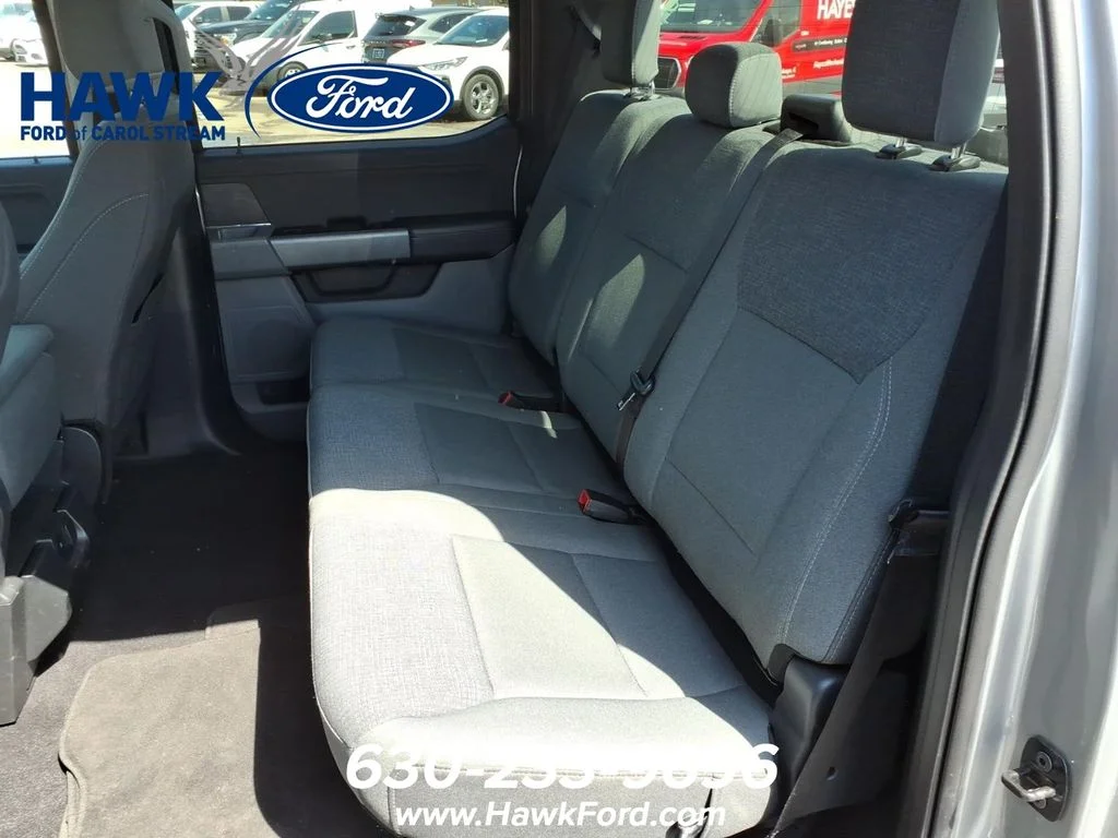 Used 2025 Silver Ford XLT image 26