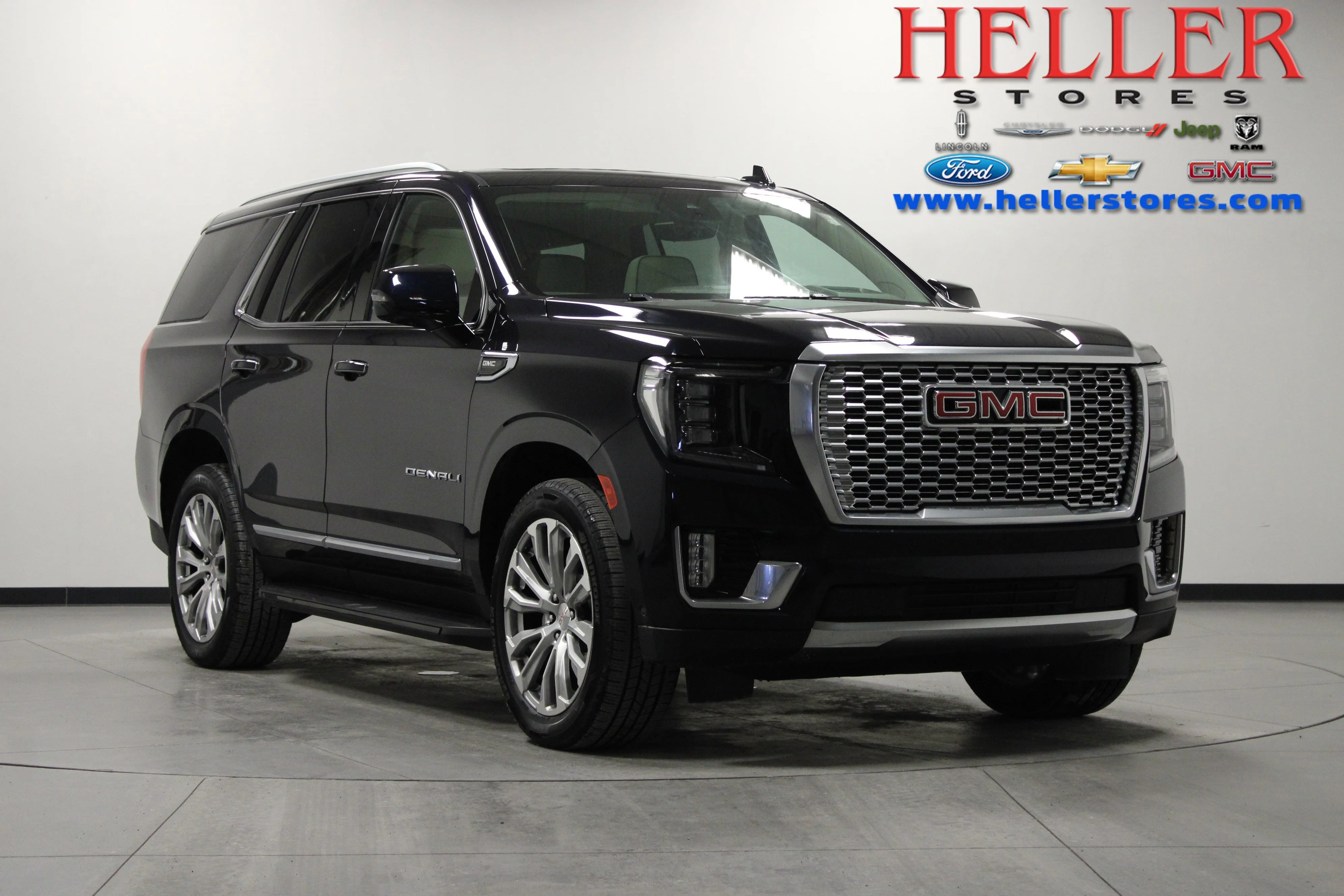 Used 2023 Midnight Blue Metallic GMC Denali image 1