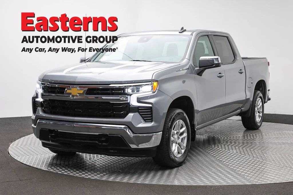 Used 2023 Gray Chevrolet LT image 1