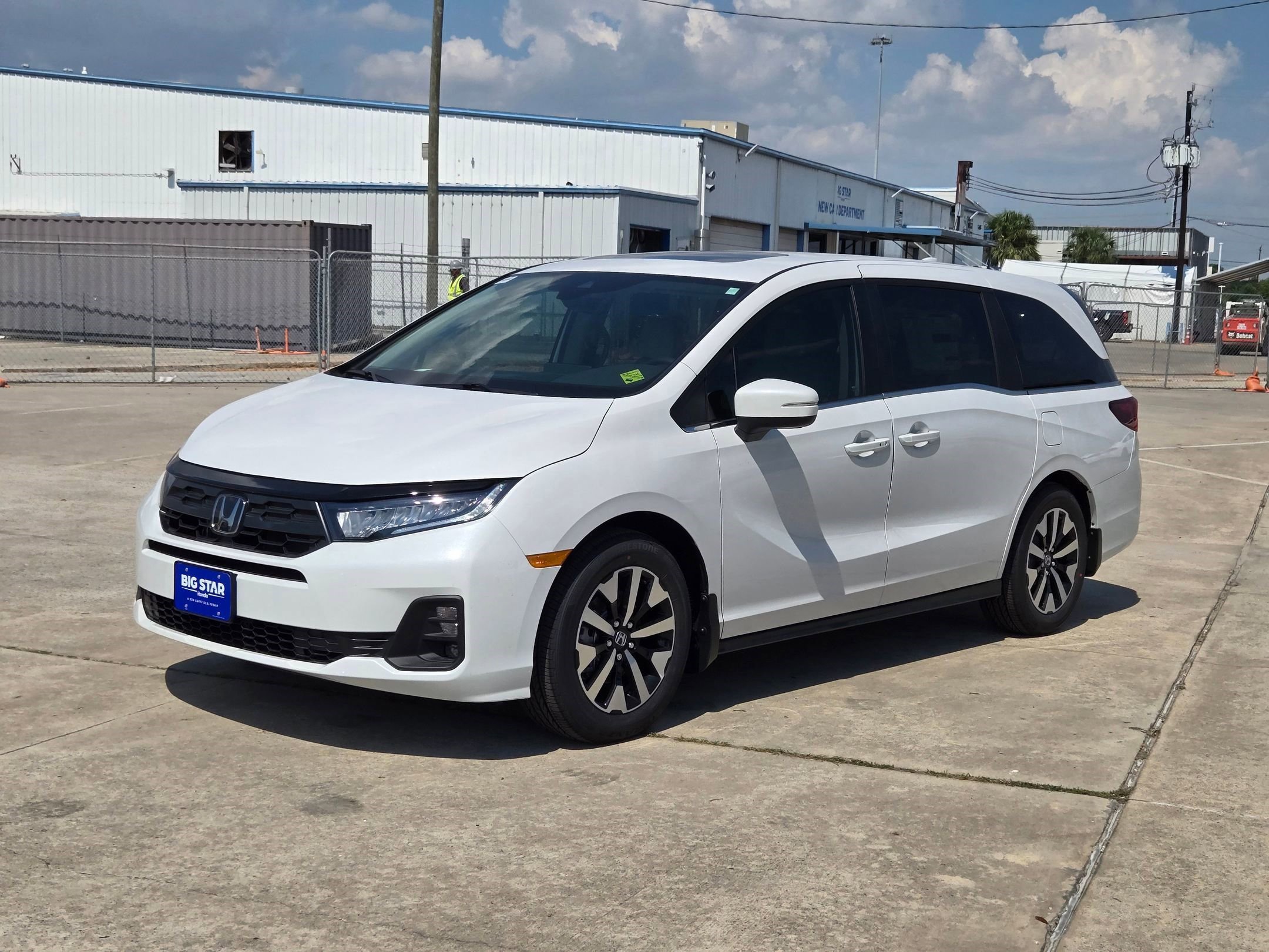 New 2026 Platinum White Pearl Honda EX-L image 8