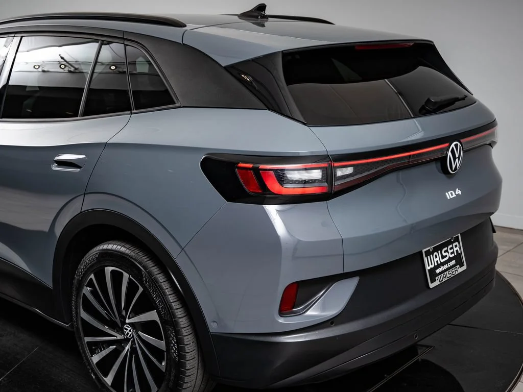 Used 2024 Pure Gray Volkswagen Standard image 17