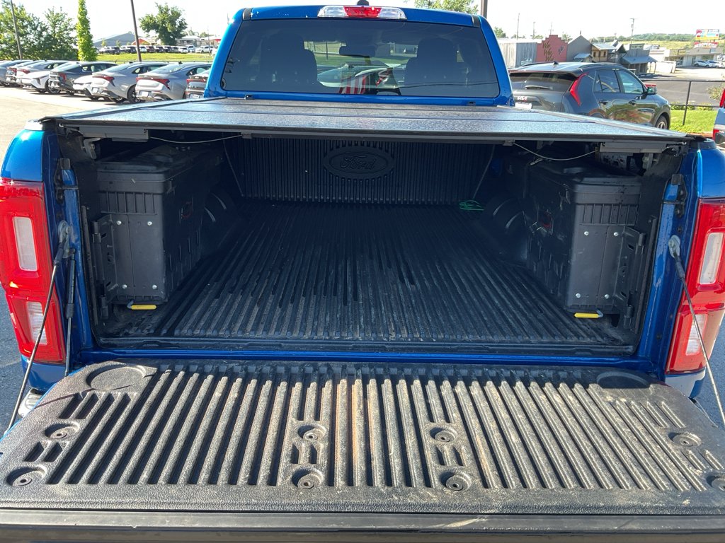 Used 2019 LIGHTNING BLUE Ford XLT image 12