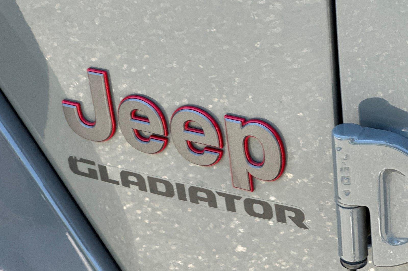 Used 2022 Sting-Gray Clearcoat Jeep Rubicon image 26