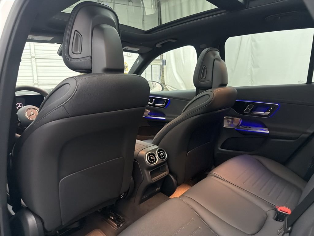 Used 2026 White Mercedes-Benz GLC 300 image 18