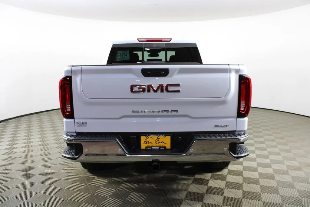 2026 GMC Sierra 1500 SLT - Photo 6