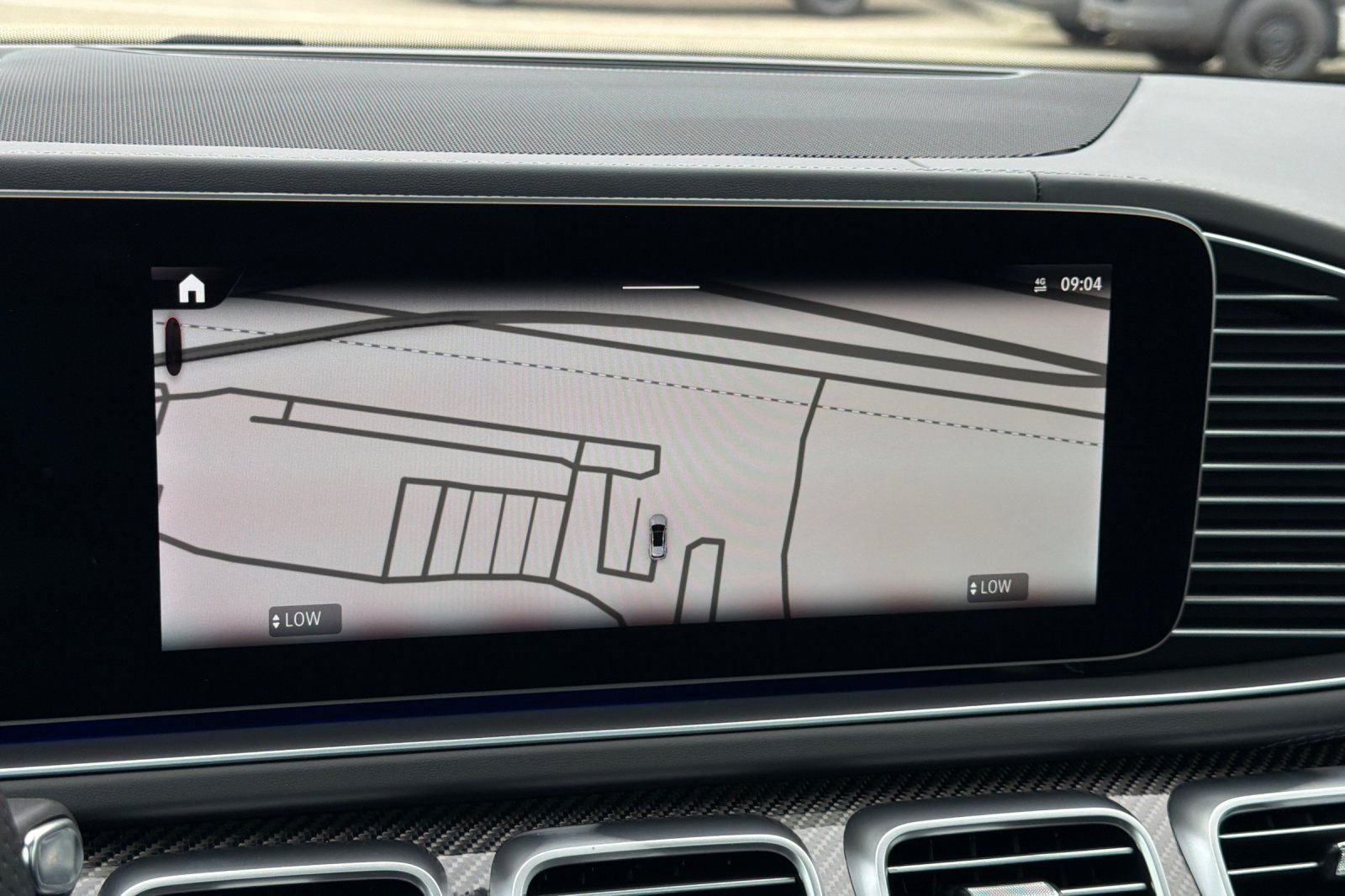 New 2026 MANUFAKTUR Alpine Grey Mercedes-Benz GLS 63 AMG® image 18