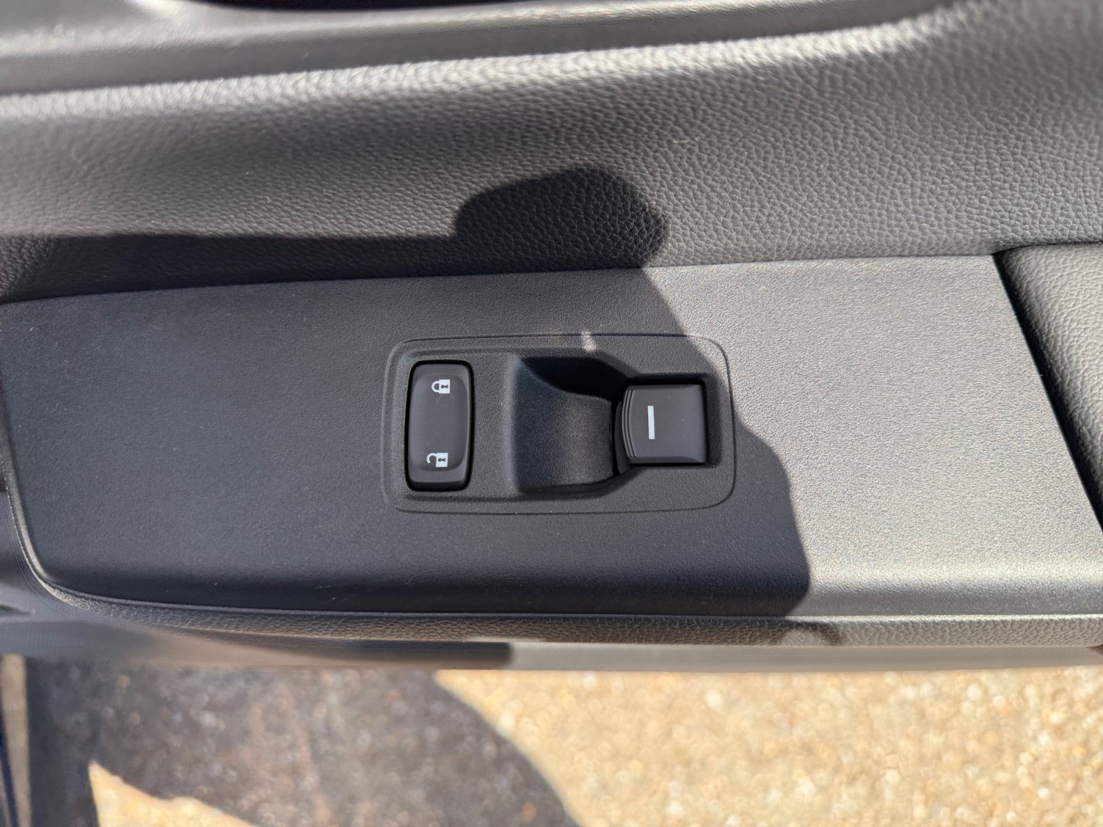 2025 Honda CR-V EX - Photo 33