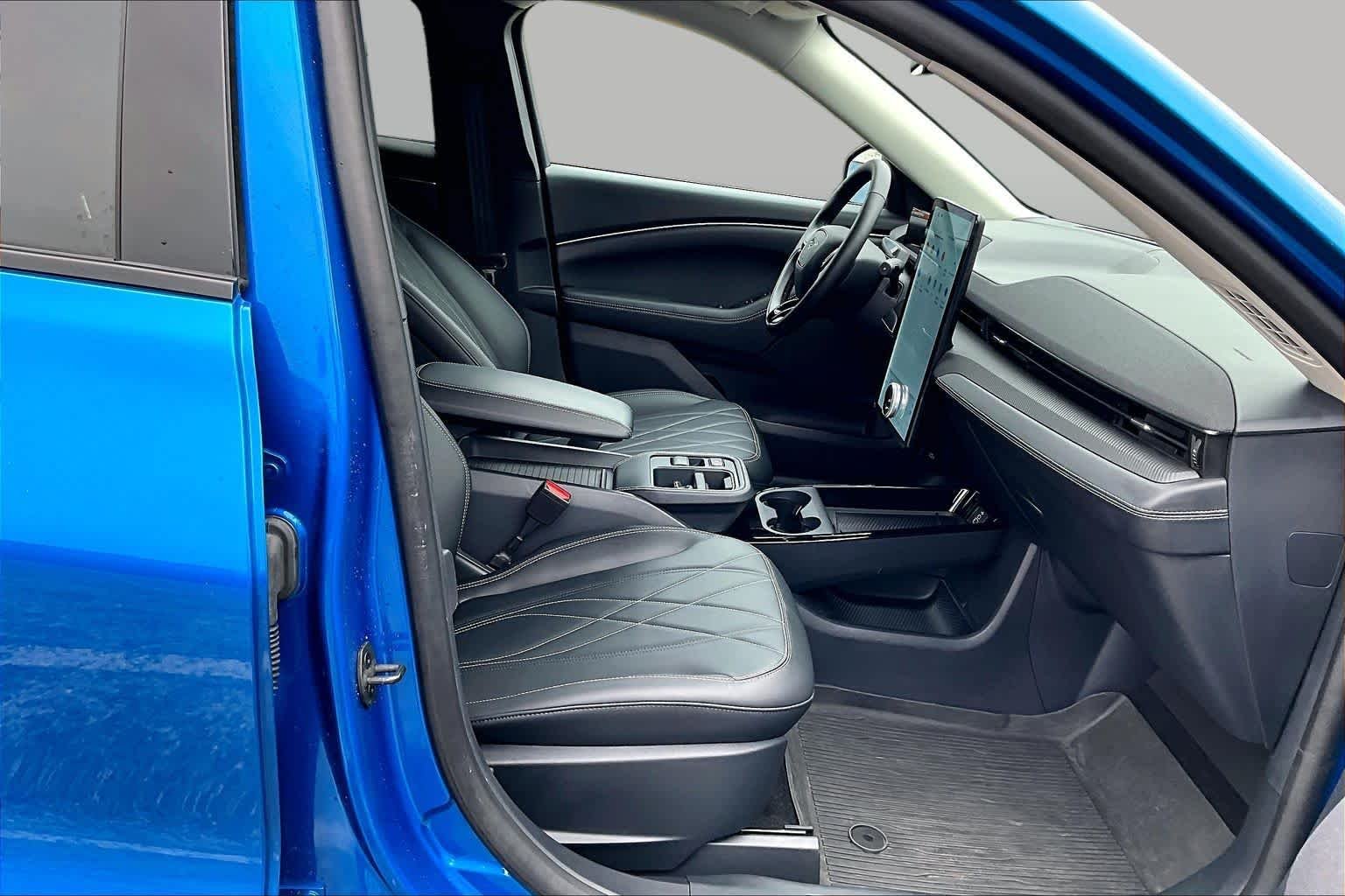 Certified Pre-Owned 2025 Ford Mustang Mach-E Select