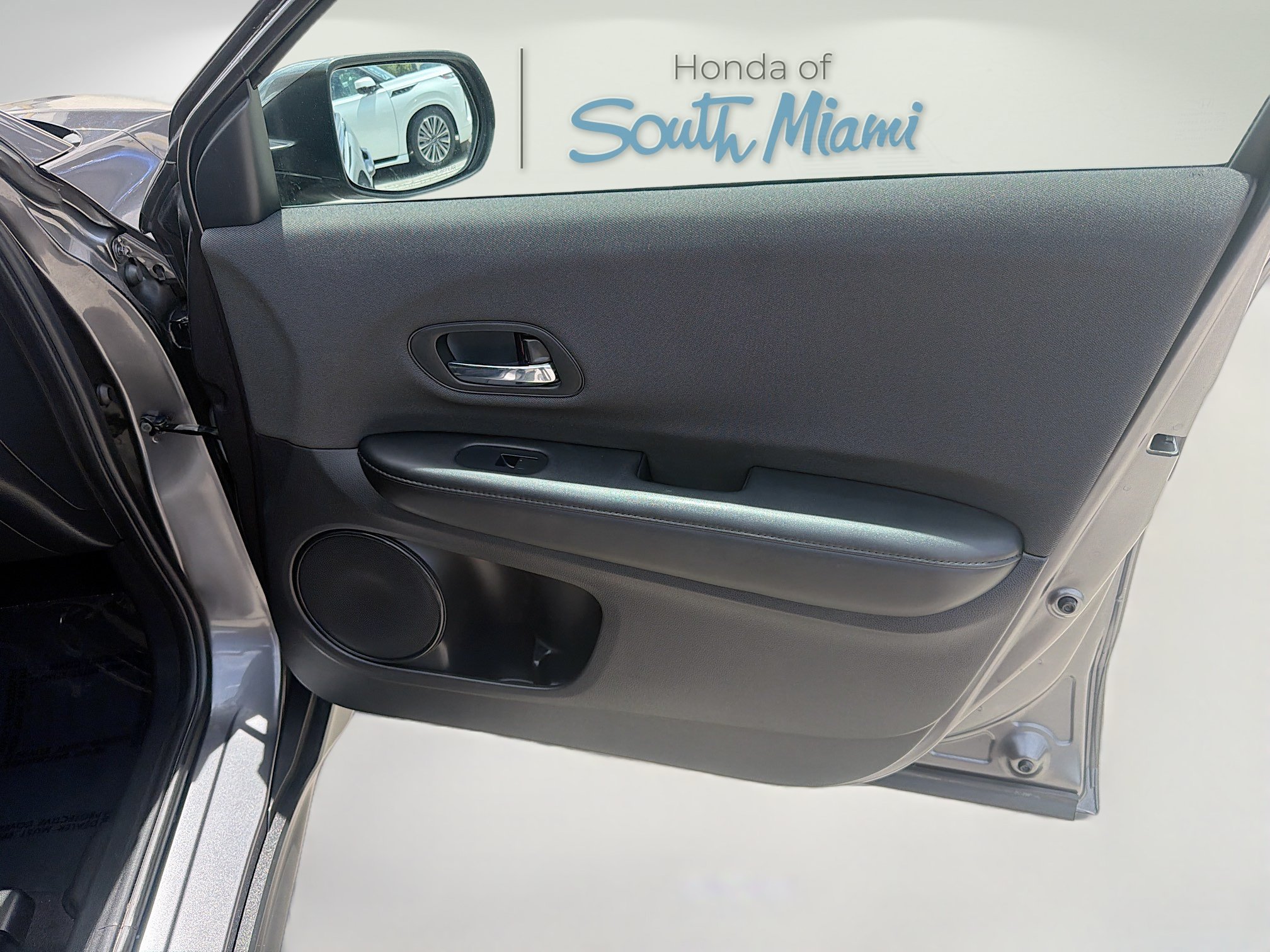 Used 2022 Modern Steel Metallic Honda LX image 32