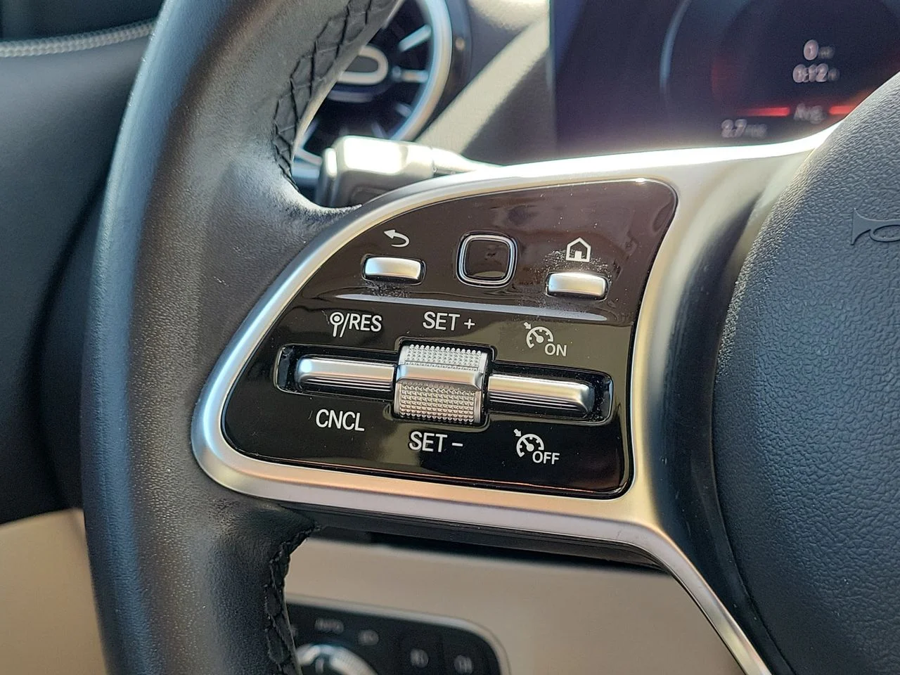 Certified Used 2023 Black Mercedes-Benz GLA 250 image 32