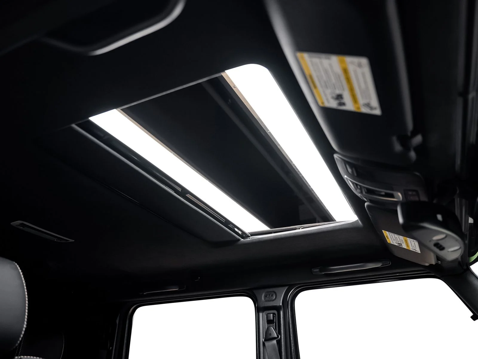 Used 2017 White Mercedes-Benz G 550 Squared image 66
