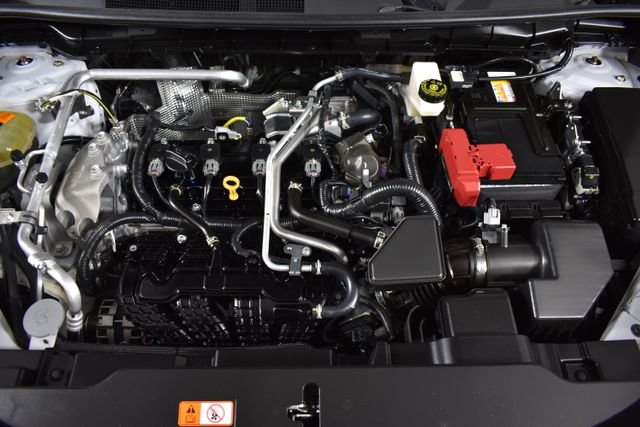 Used 2025  Mitsubishi SEL image 22
