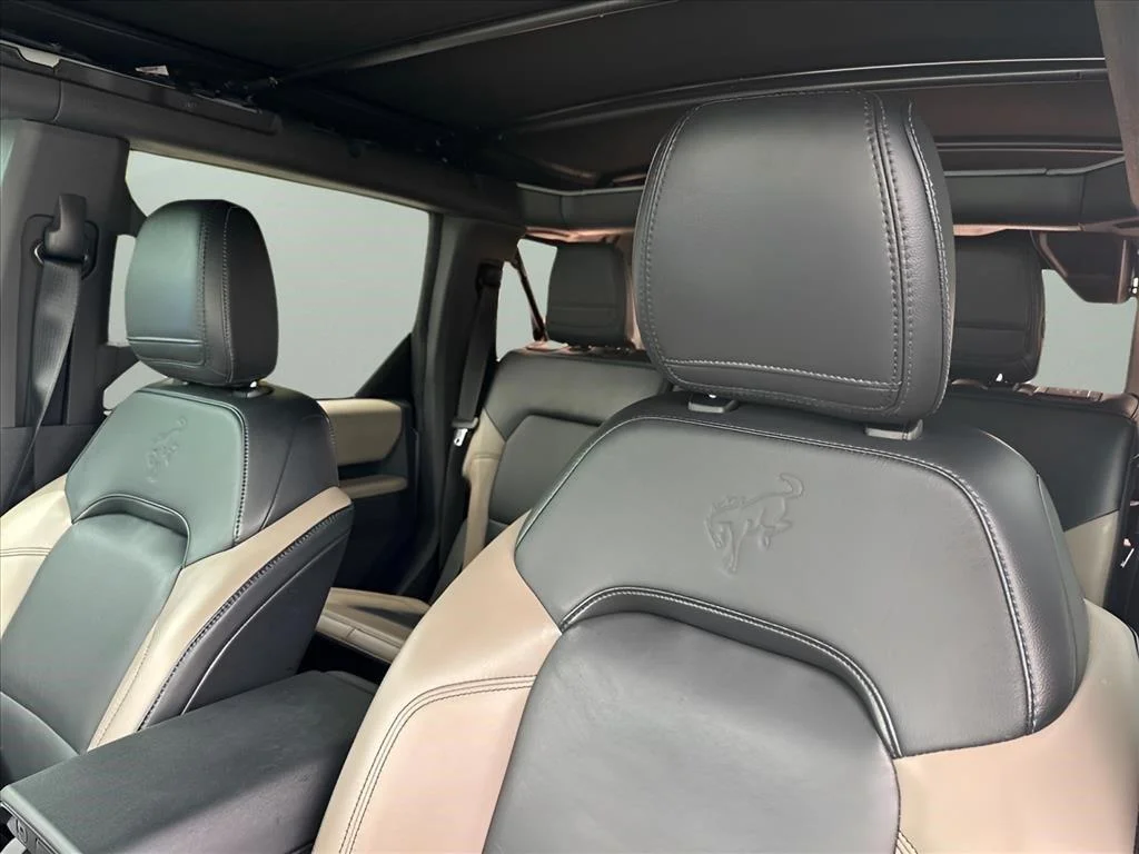 Used 2023 Cactus Gray Ford Wildtrak image 18