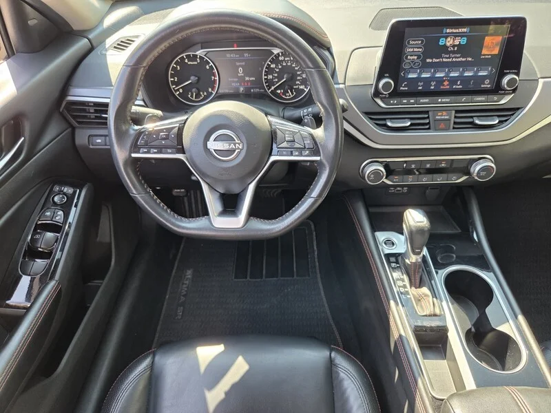 Used 2024 Pearl NISSAN 2.5 SR image 12