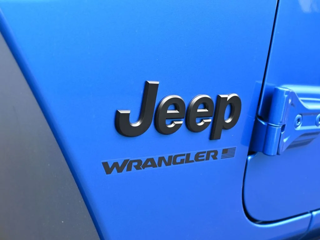 New 2026 Hydro Blue Pearl-Coat Exterior Paint Jeep Sport image 26