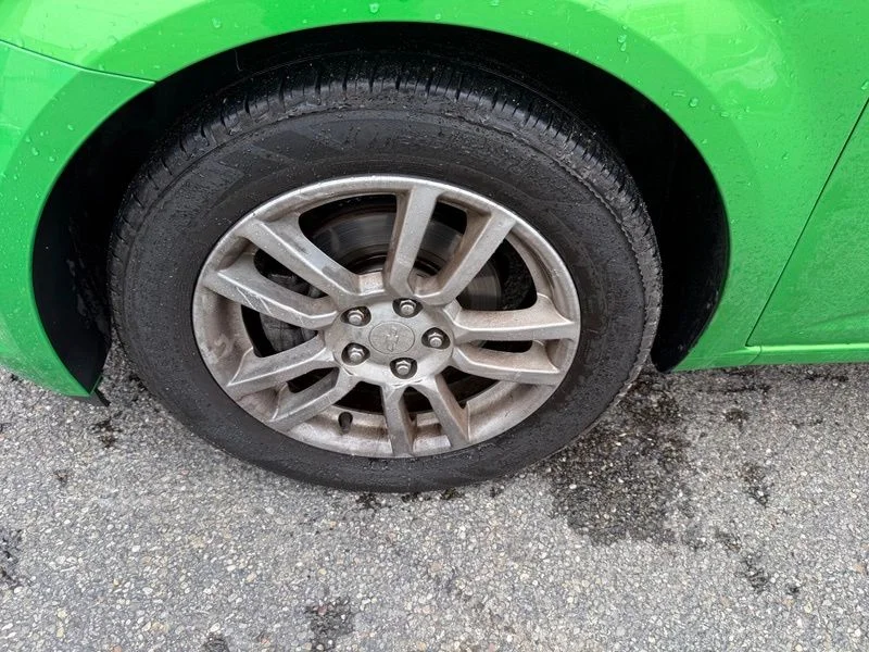 Used 2015 Green Chevrolet LT image 17