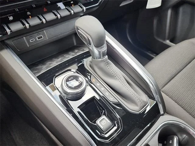 2026 GMC Canyon Elevation - Photo 23
