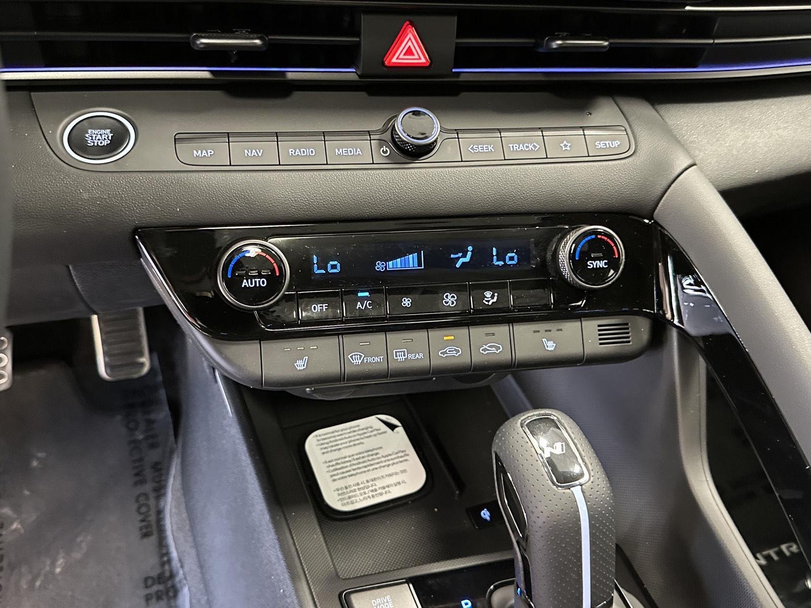 New 2026 Atlas White Hyundai Sedan image 35