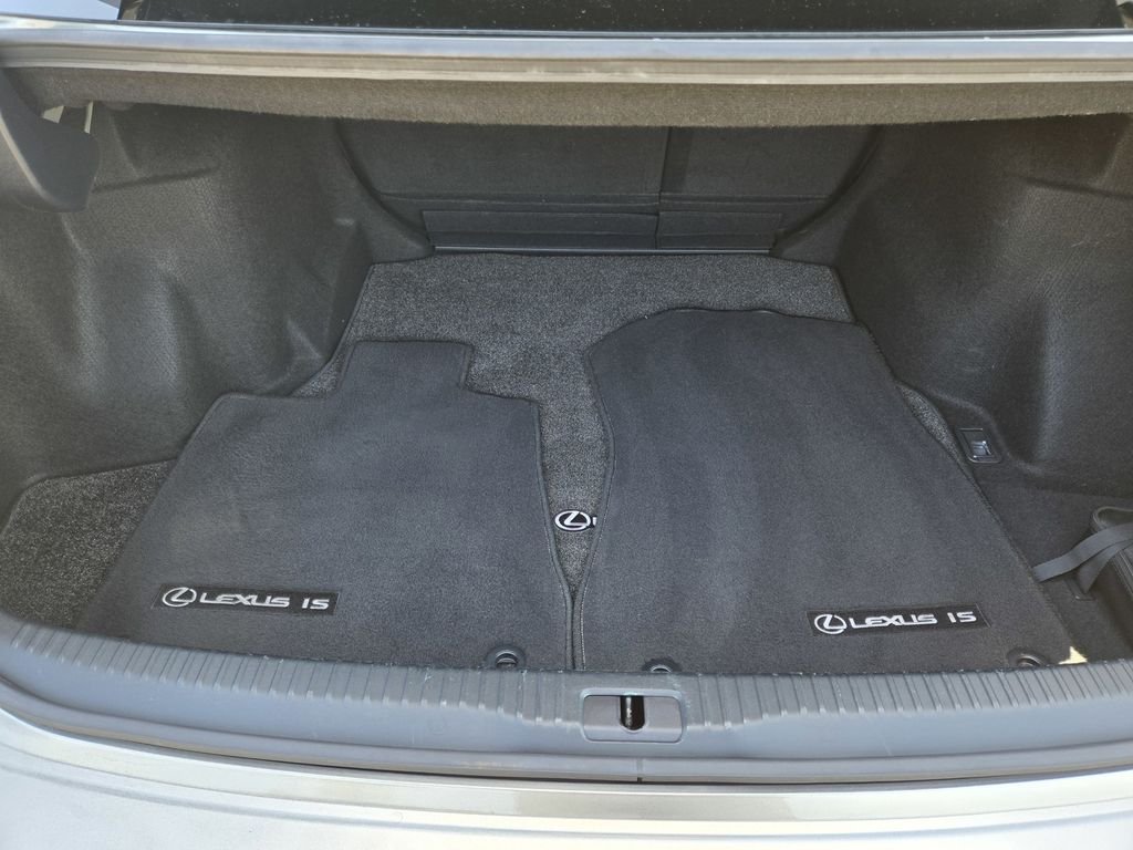 Used 2019 Atomic Silver Lexus Base image 9