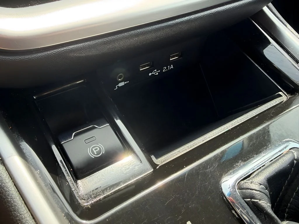 Used 2022 Magnetite Gray Metallic Subaru Limited image 29