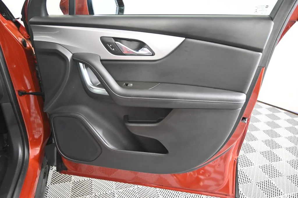2021 Chevrolet Blazer 2LT - Photo 12