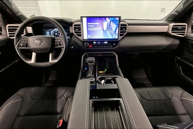 2026 Toyota Tundra Limited - Photo 17
