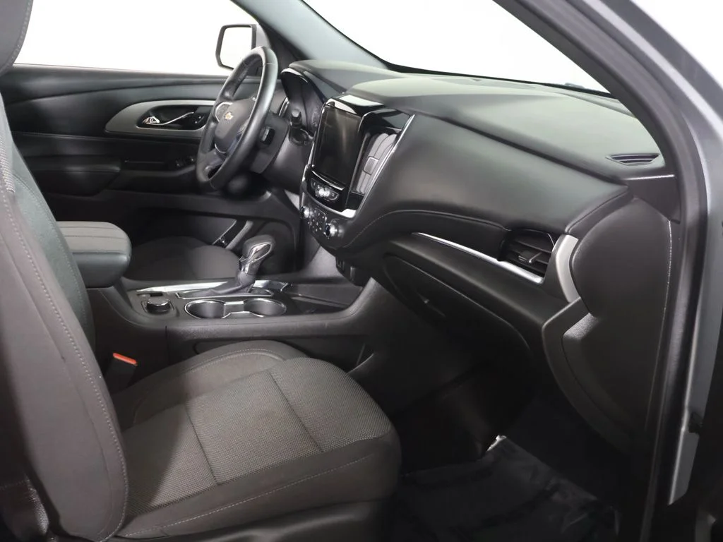 Used 2023 Gray Chevrolet LT image 24