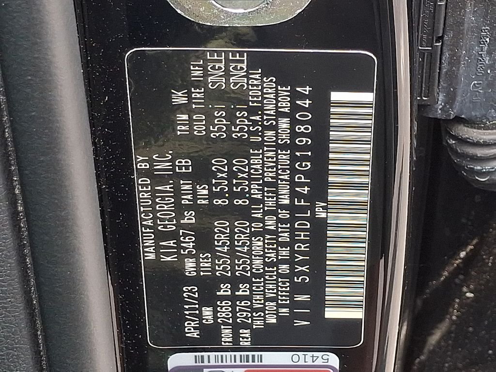 Used 2023 Black Kia X-Line EX image 29