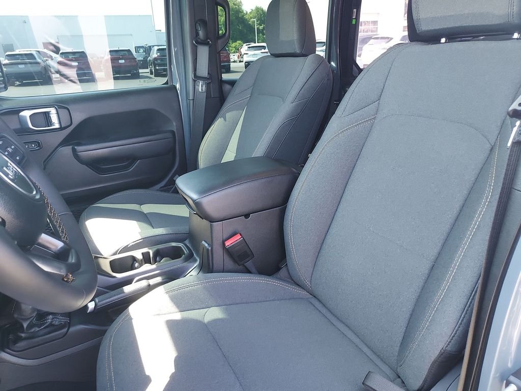 Used 2024 Gray Jeep Sport image 17