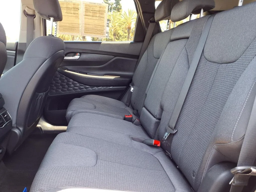 Used 2023 Silver Hyundai SEL image 11