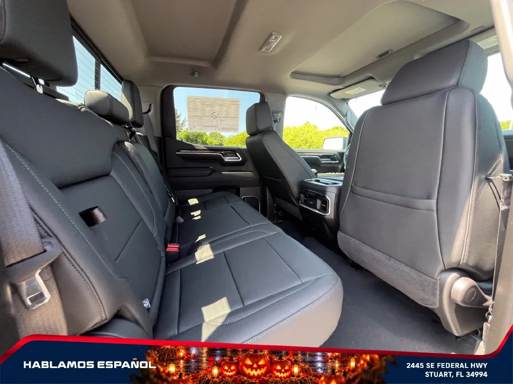 New 2026 Sterling Metallic GMC Elevation image 18