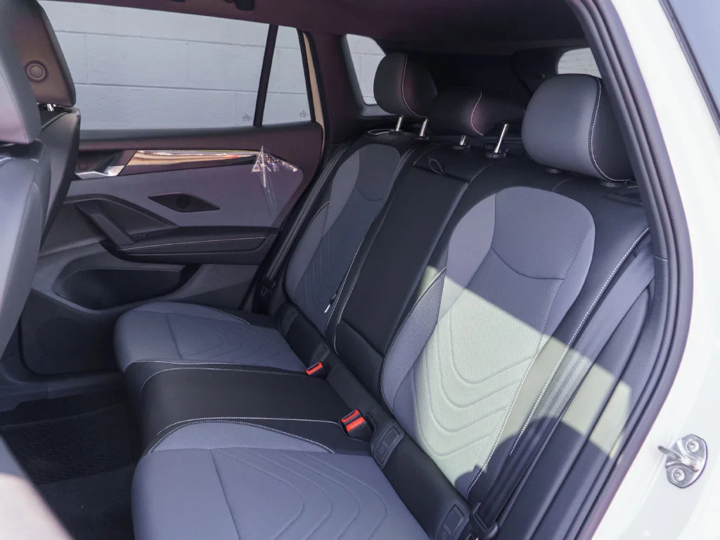 New 2026 Sandstone W/Deep Black Roof Volkswagen 2.0T SE R-Line Black image 9