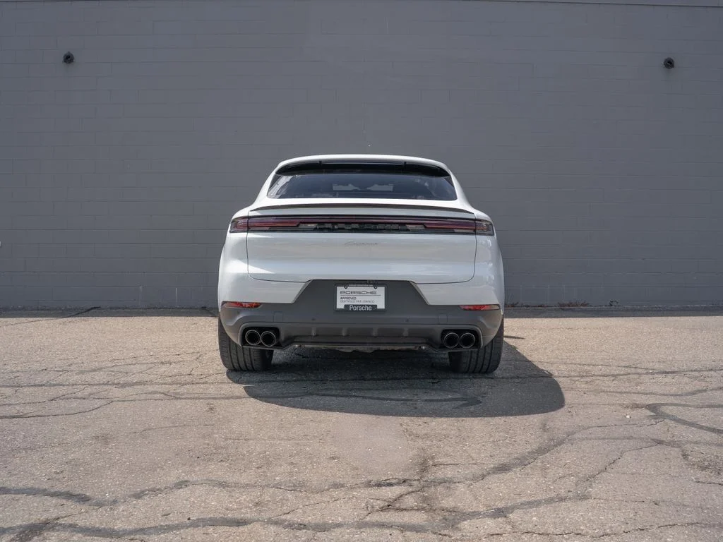 Used 2025 White Porsche Base image 6