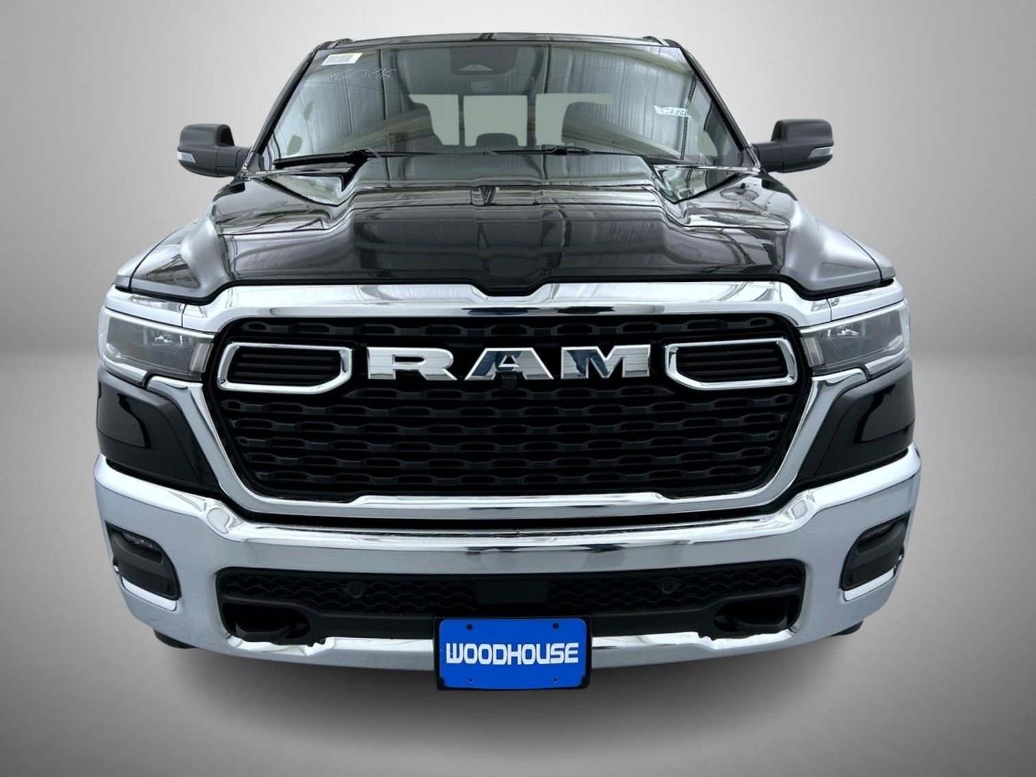 New 2026 Diamond Black Crystal Pearl-Coat Exterior Paint RAM Big Horn/Lone Star image 2