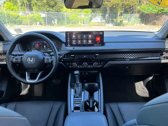 2023 Honda Accord Hybrid Touring - Photo 11