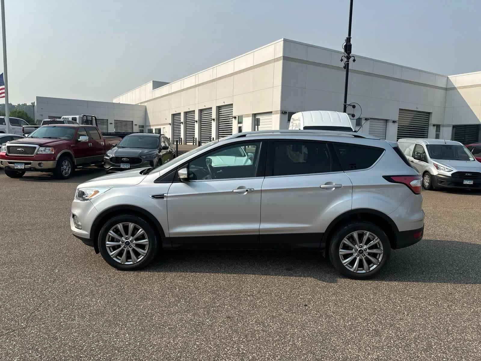 Used 2018 Ingot Silver Metallic Ford Titanium image 4