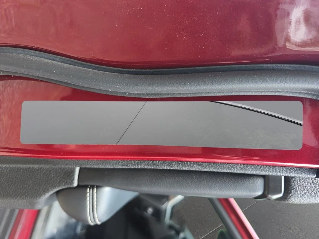 Used 2023 Red Jeep Altitude image 36