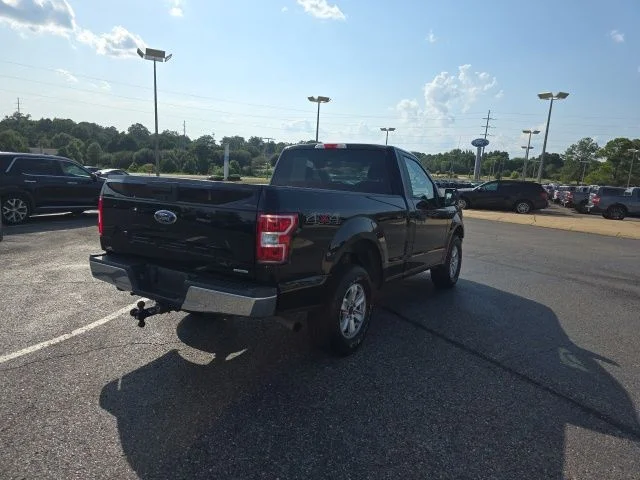 Used 2018 Shadow Black Ford XLT image 3
