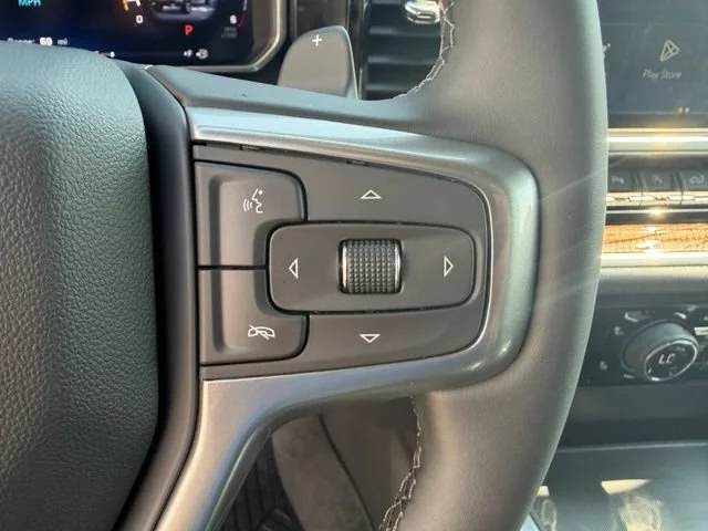 Used 2026 Summit White Chevrolet LT Trail Boss image 22