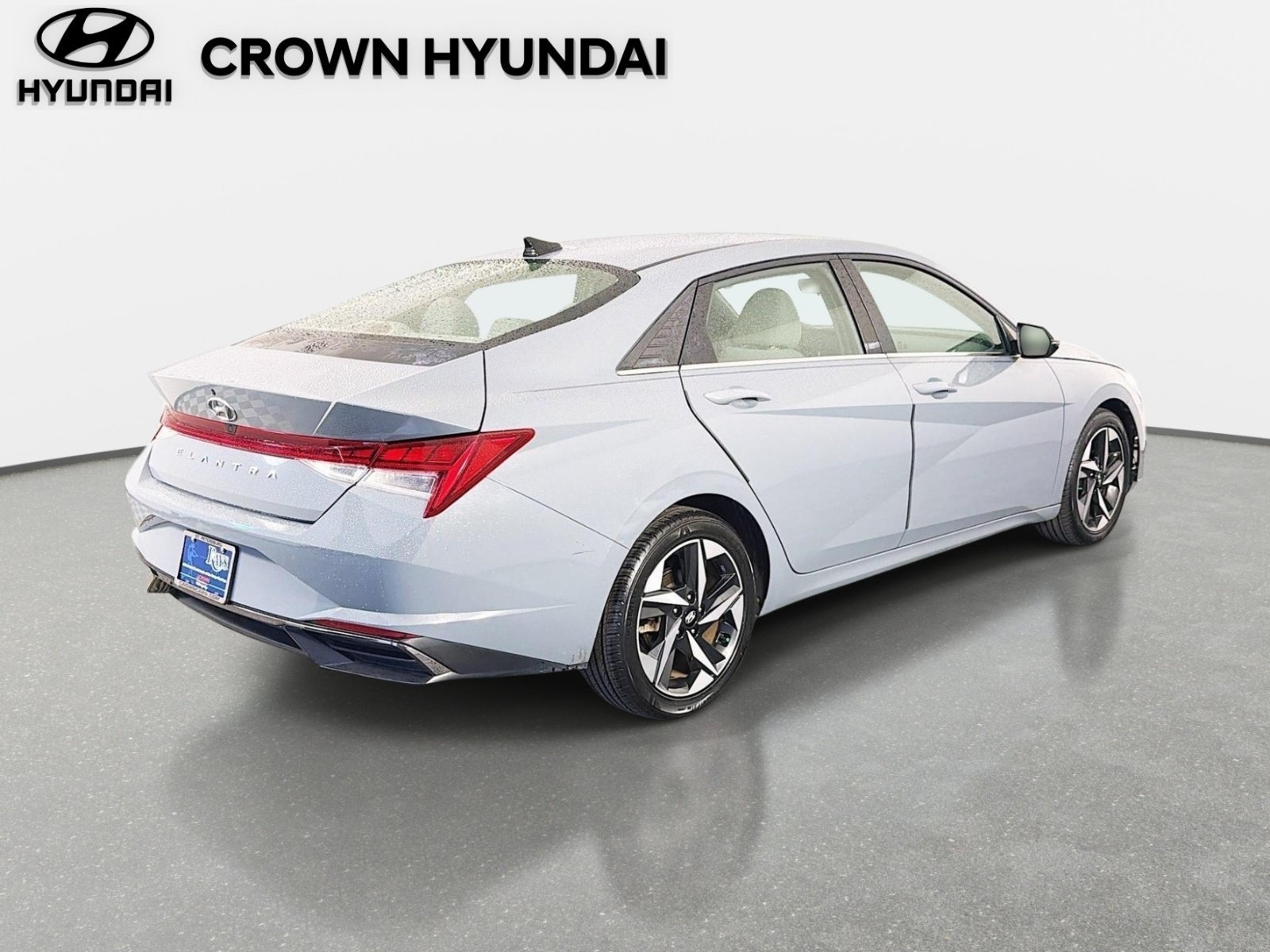 Used 2022 Electric Shadow Hyundai SEL image 5