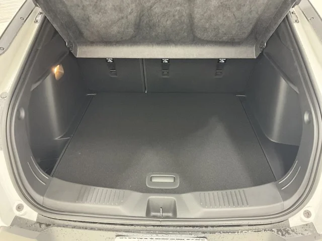 New 2026 Summit White Buick Preferred image 7