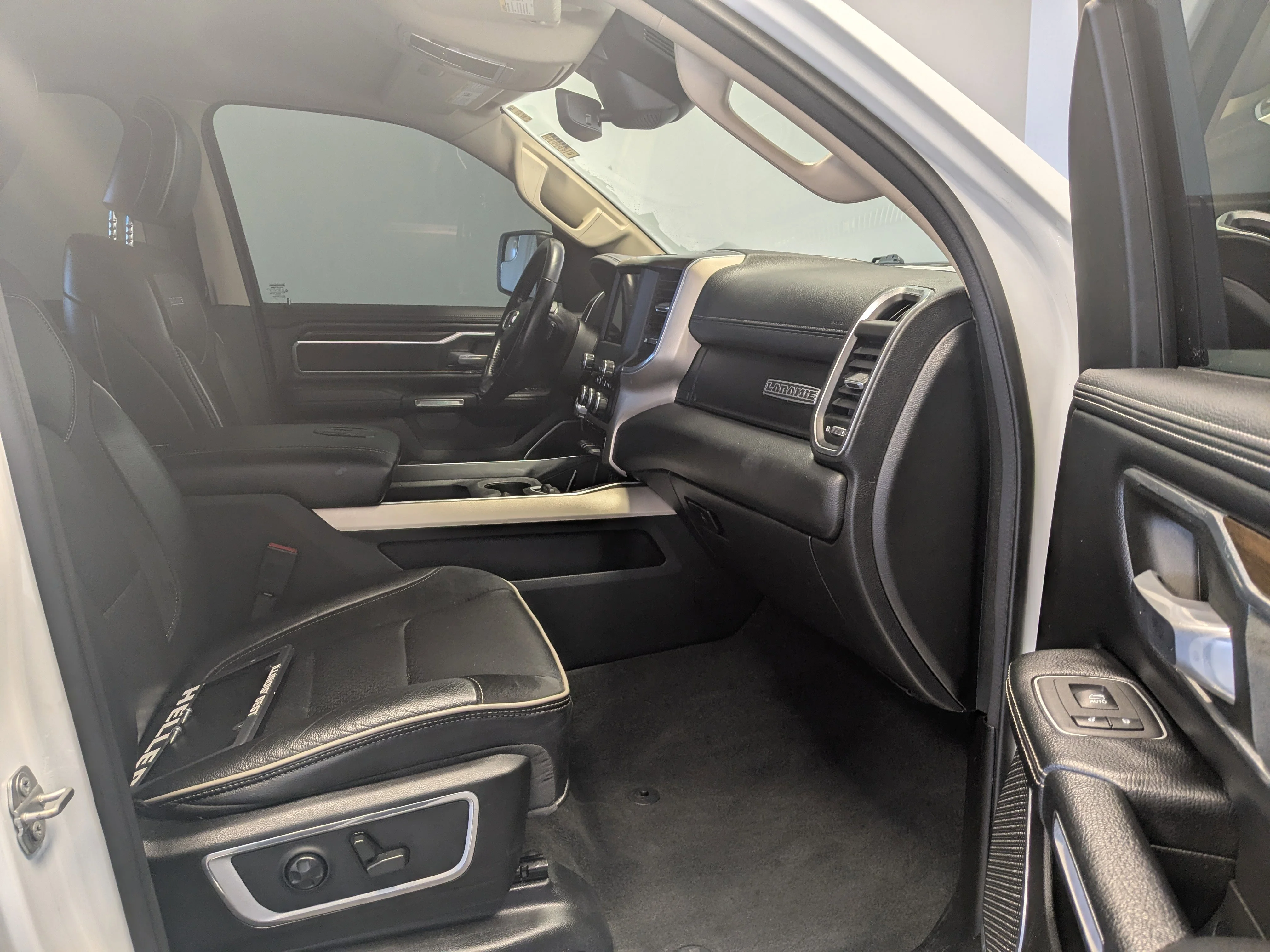 Used 2021 Bright White Clearcoat Ram Laramie image 16