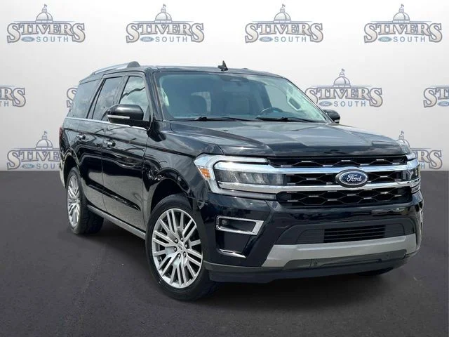 2022 Ford Expedition Limited's photo