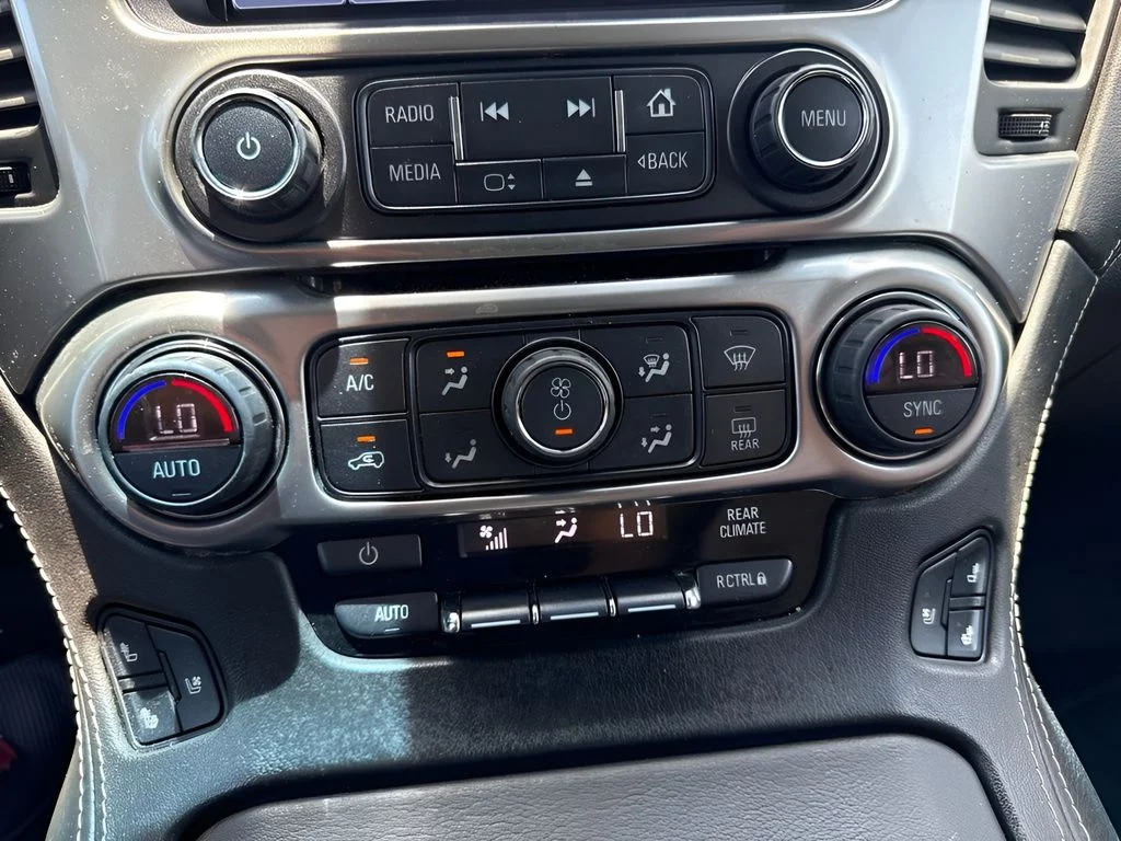 Used 2019 Gray Chevrolet Premier image 22