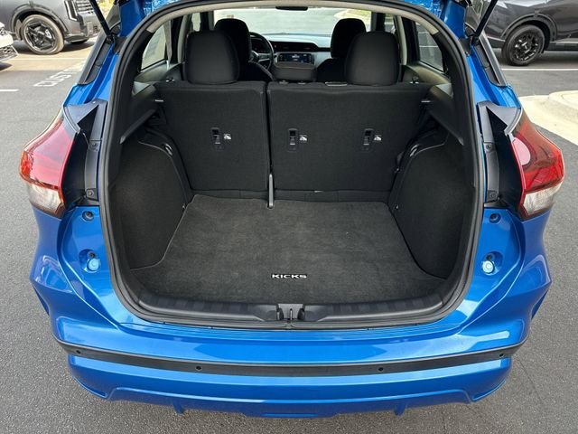 Used 2021 Blue Nissan SV image 25