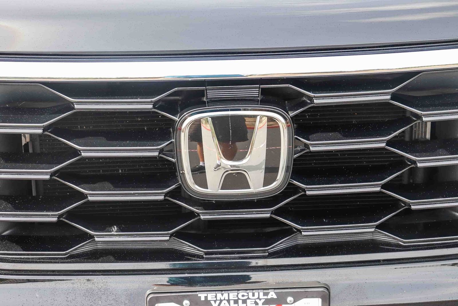 Used 2025 Crystal Black Pearl Honda Touring image 13