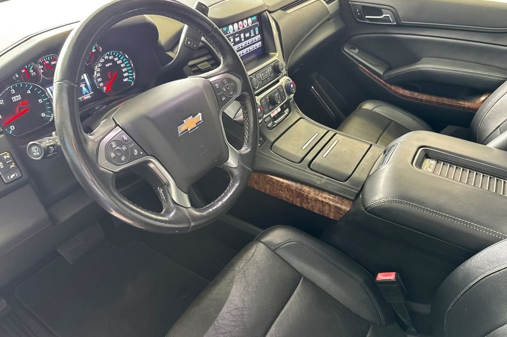 Used 2018 Silver Ice Metallic Chevrolet Premier image 12
